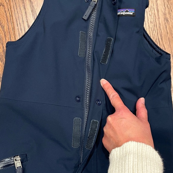 Patagonia Navy Snow Bib Overalls KIDS - Picture 12 of 12